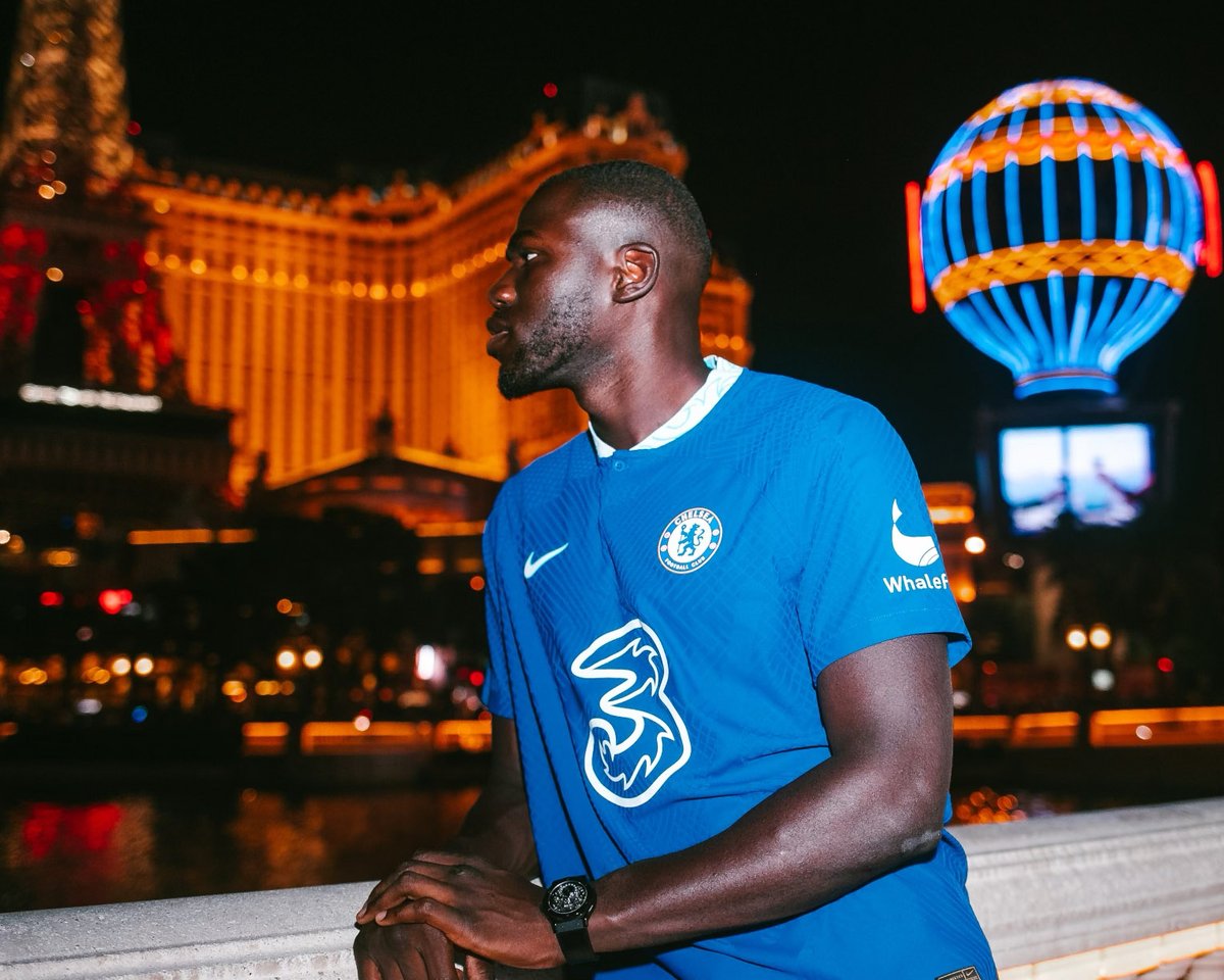 ChelseaFC's tweet photo. Another stunning setting. 🌉

#KoulibalyIsChelsea https://t.co/wDIhoKtwZd