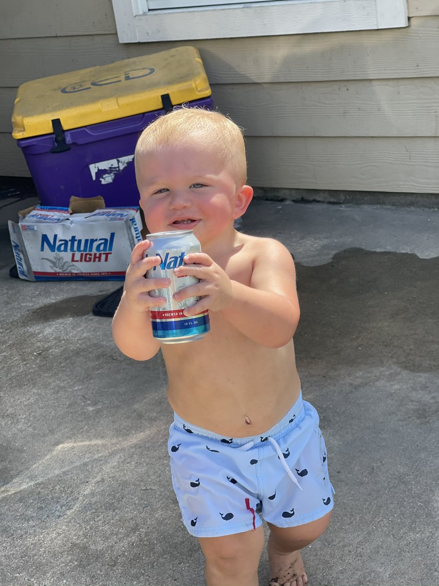 kkfred12's tweet photo. When daddy is a natty fan that means you gotta be one too😂 @naturallight  

Yes Karen’s the can is NOT opened. https://t.co/ex5FNMDSod
