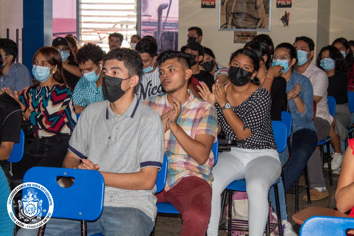 DAEunanleon's tweet photo. Entrega de Certificados a las y los Protagonistas de los 𝗖𝘂𝗿𝘀𝗼𝘀

✅ "𝗘𝗫𝗖𝗘𝗟  𝗕Á𝗦𝗜𝗖𝗢"  y "𝗥𝗘𝗣𝗔𝗥𝗔𝗖𝗜Ó𝗡  𝗬 𝗠𝗔𝗡𝗧𝗘𝗡𝗜𝗠𝗜𝗘𝗡𝗧𝗢 𝗗𝗘 𝗖𝗢𝗠𝗣𝗨𝗧𝗔𝗗𝗢𝗥𝗔𝗦" 
 
#VidaEstudiantil https://t.co/7N6jVkps8F
