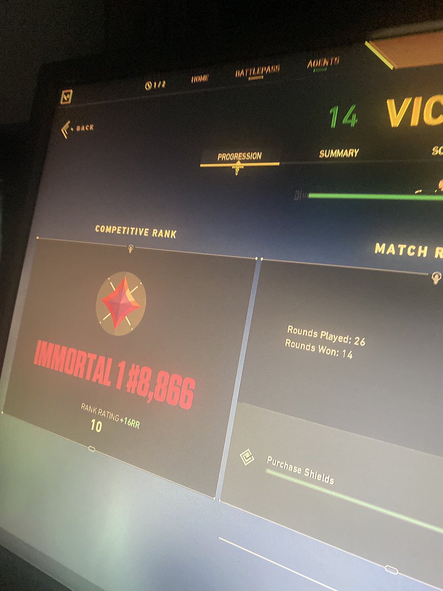 Sorestbroo's tweet photo. We immortal finally 🥲I was hard stuck ascendant Lmaoo https://t.co/13CCk3FIrH