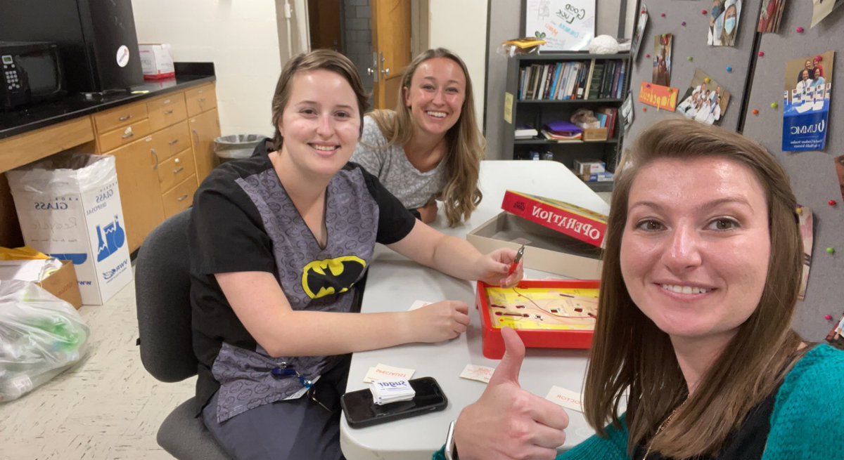 When the faculty are out of town for conferences and the grad students are left unsupervised, they work hard to maintain their dissection skills over the lunch break! #GradLife #PhDLife #Operation