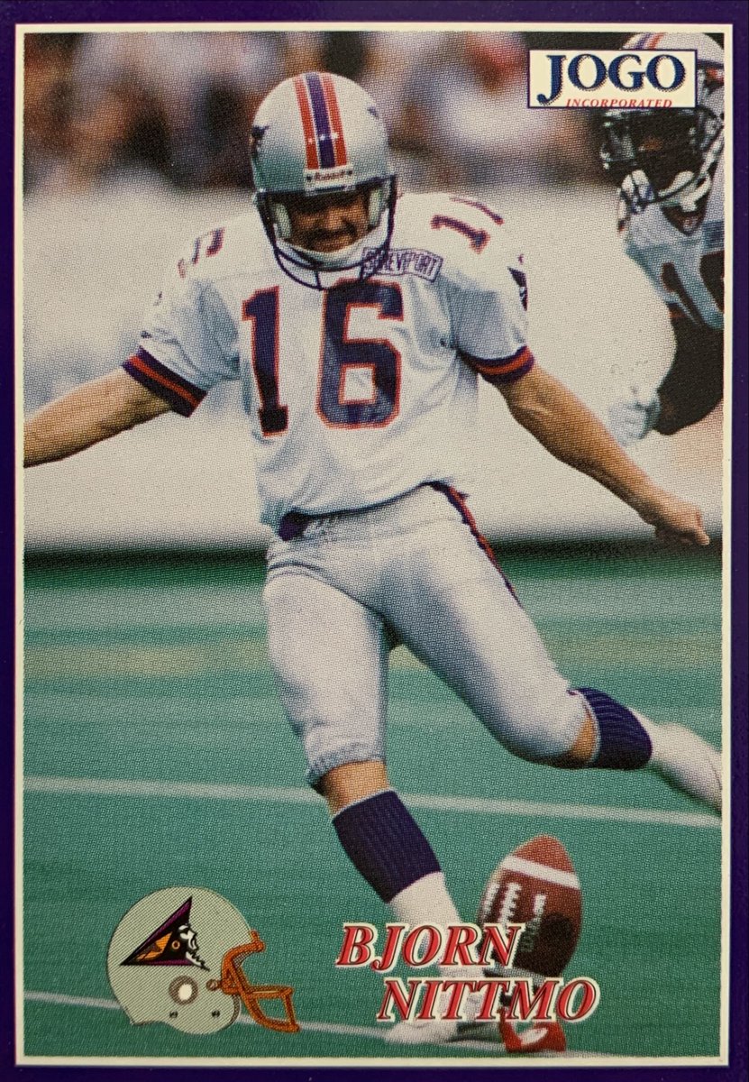 CFLUSACards's tweet photo. A native of Lomma, Sweden, Nittmo had an impressive first season in 1994, making 30 of 43 field goal attempts &amp; scoring 127 points. Also played in the #WLAF for the #MontrealMachine.

Bjorn Nittmo #ShreveportPirates - 1995 #JOGO #CFL #104

#CFLUSACards #TradingCards #Football https://t.co/noJtsc9jDo