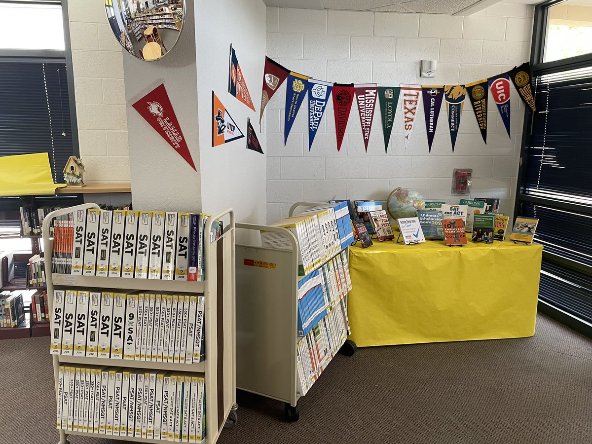 Come visit Americas Library’s updated College Bound corner! Your librarians are here to help you on the path to CCMR!  💙❤️📚 @JEvans_AHS @Sparks_Interest @twocaves2 @americashs_avid @SGomez18_AHS @EOrtiz_AHS @RAlva_AHS @SISD_CI