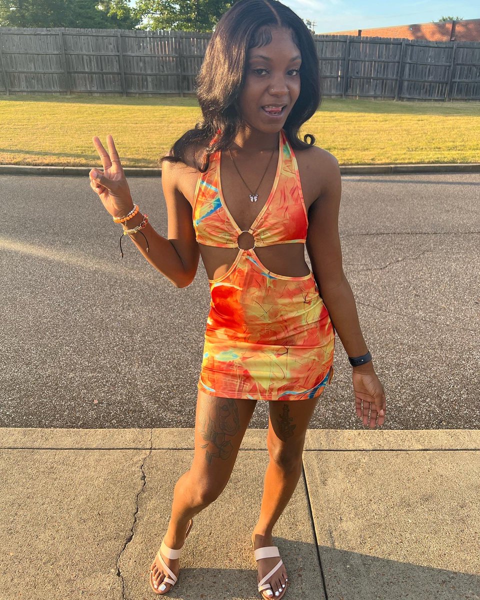 kerradior's tweet photo. Real life barbie , but don’t play with me 💕😍 . .
#GottiBash 🧡 https://t.co/v08TZgyzqj