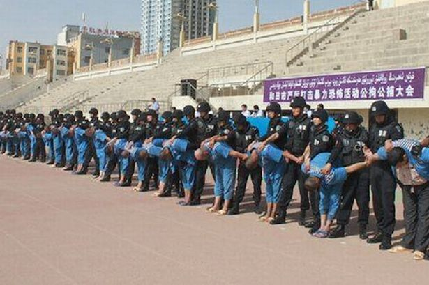 My country #Malaysia might not be a developed or rich country. 

But there are people who are willing to stand up to Communist China for their atrocities.

My respect to them. 

Do follow these accounts for updates

#Uyghurs

<a href="/abimalaysia/">ABIMalaysia 🇲🇾🇵🇸</a> <a href="/faisalazizfa/">Faisal Aziz ☕️🇲🇾</a>