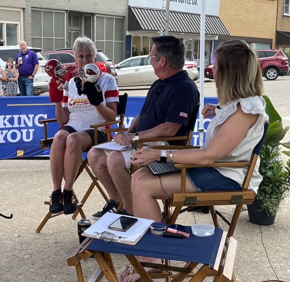 KCPuppetLady tweet media