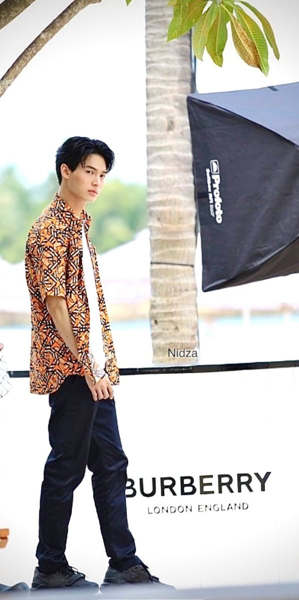 ynva0a's tweet photo. Morning Win มีคนรัก คนชื่นชอบเพิ่มขึ้นทุกวันนะคนเก่ง สู้ๆ #HappyWinDay #winmetawin @winmetawin #BurberryxWin https://t.co/SCo0Pg6dFS