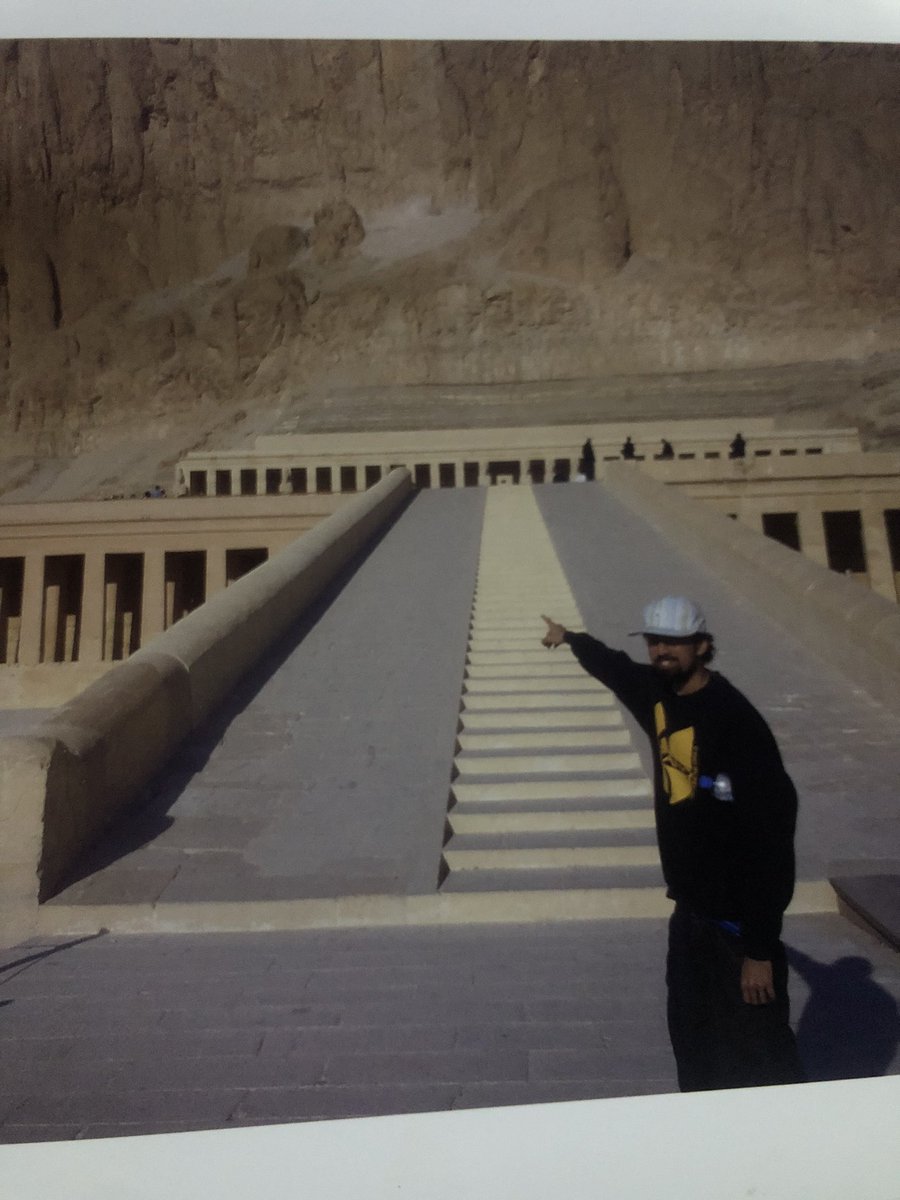 #fbt desde Egipto a lo Wutang Forever <a href="/wutangclan/">Wu Tang Clan</a> <a href="/Rza/">RZA!</a> los invito a escuchar vie y sab Bostas Bross Radio Nyc desde <a href="/radicriollisima/">radiocriollisima</a> 9 pm Vnzla/NYC sintoniza ahora mismo la nave nodriza del Rap!! con nuestra música estilo y cultura favorita el Hip Hop!!radiocriollisima.com