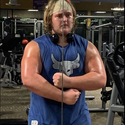 315lb and ready to UNLEASH #NHHS #Bullies