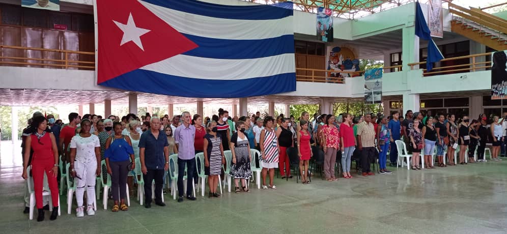 MEP_CUBA's tweet photo. Felicidades en su 43 Aniversario al  Palacio Central Pioneros. 🥳🥳🥳 #TenemosMemoria #Cuba #CubaPorLaPaz @AlejandroGilF @UJC_del_MEP @MEP_Johana @LuandaMep @MEP_CUBA @Rangel_MEP @ArnaldoRozos @DignaEnergia @PresidenciaCuba @DiazCanelB @CubaMined https://t.co/GYhFrwPwg2