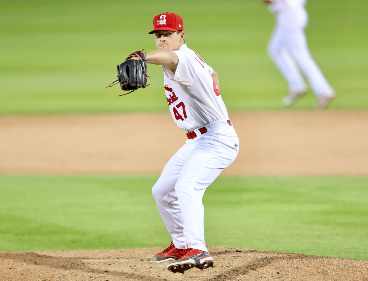 Sgf_Cardinals's tweet photo. .@Michael_YaSenka tonight 👀

3.2 IP / 1 H / 0 R / 0 ER / 3 BB / 6 K https://t.co/cBDka1L7zH