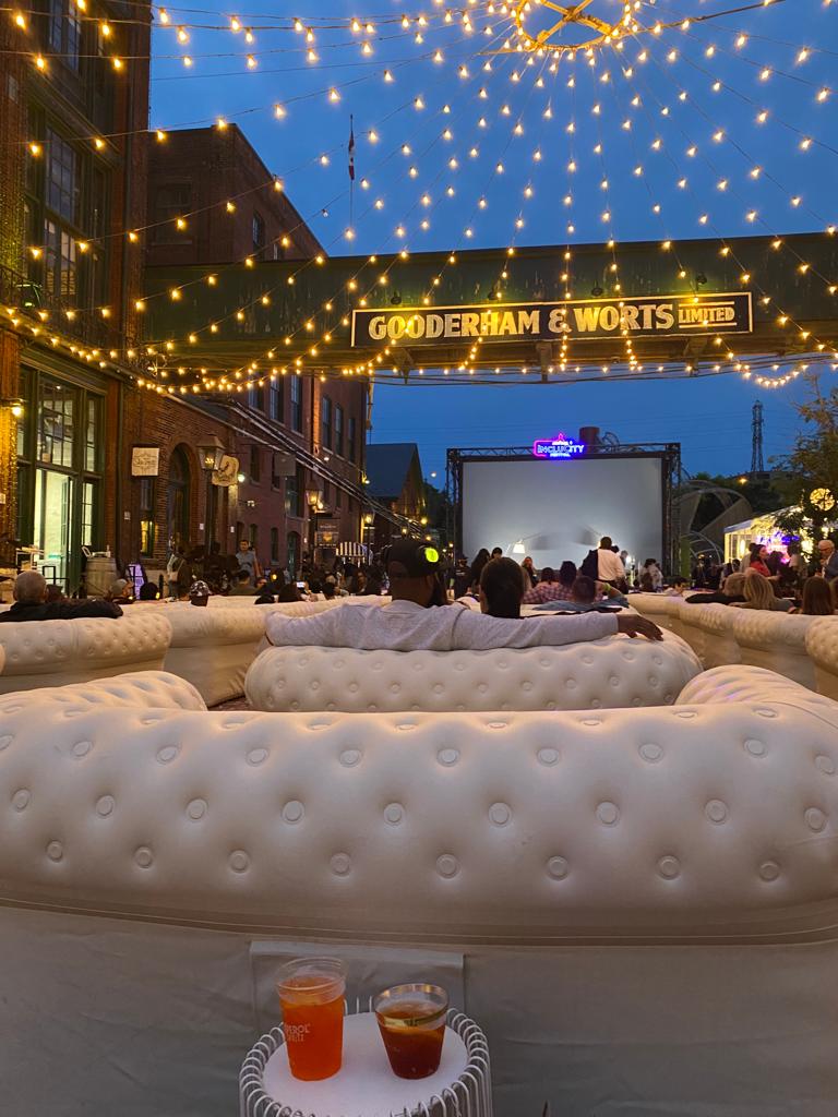 EmceeSLIM's tweet photo. Movie night ✨ IncluCity Festival @ICFFCanada. @DistilleryTO @Campari
https://t.co/WcMltzh5PH
#WeTheNorth @NASA
#ICFFCanada #IncluCity #Lavazza #Toronto #Canada #DistilleryDistrict #Campari #Film #Movies #Art #Italy #Inclucity2022 #Business #Acrosstheriverandintothetrees https://t.co/1JIF1ulgX9