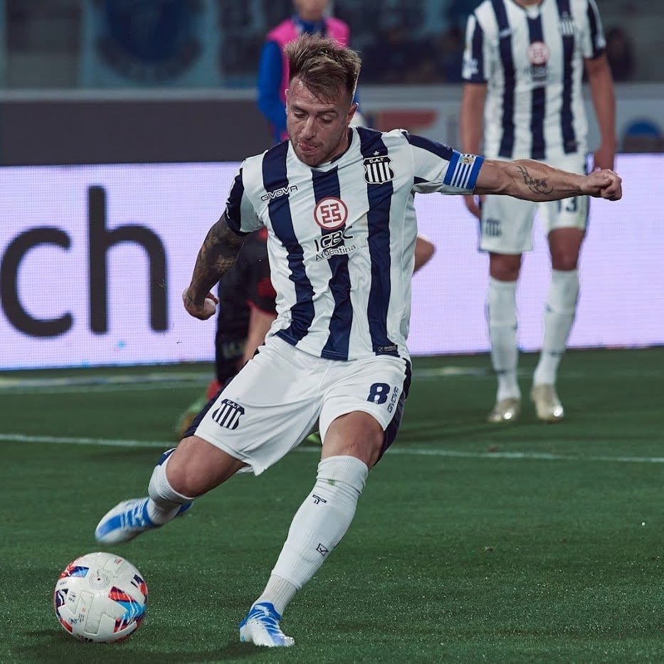 #LigaProfesional 🇦🇷

⏰ 20:30
📺 ESPN Premium

1.72 #BocaJuniors x 3.40 x #Talleres 5.00

➡️ #Benedetto marca el 1º gol: 4.50
➡️ Más de 1.5 goles en el 1º tiempo: 3.35

💰 Link para apostar:
online.codere.bet.ar/promoRedirect?…