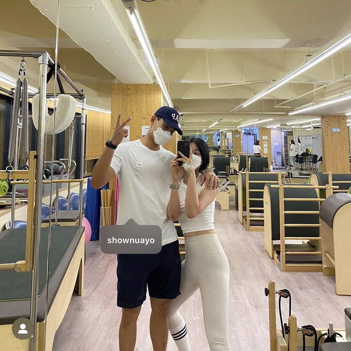 cattokyun's tweet photo. icb shownu would cheat on us like that ☹️ for legal reasons this is indeed a joke https://t.co/utEYSe1RiB