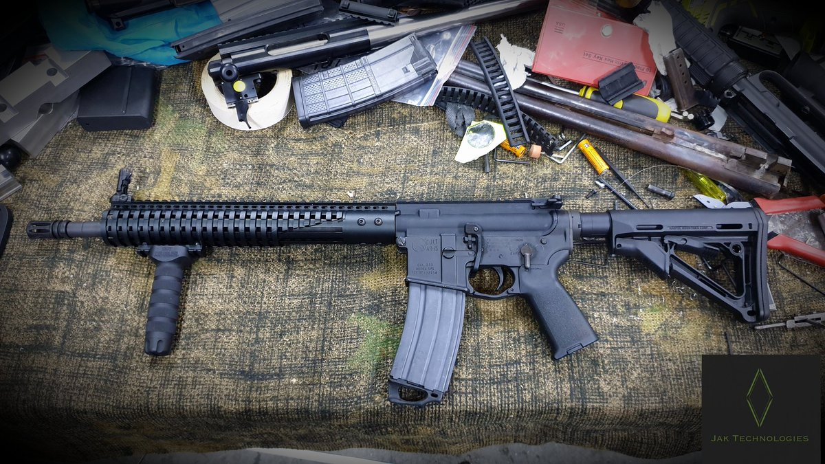 JakTechAU's tweet photo. Hey @OzzieReviews what about a review on the Genesis Rail?

Move your picatinny mount 300 degrees around the rail to find your perfect accessory position. 10inch or 13 inch ready to send your way

#guns #firearms #accessories #innovation https://t.co/M2d3Lf8nuW