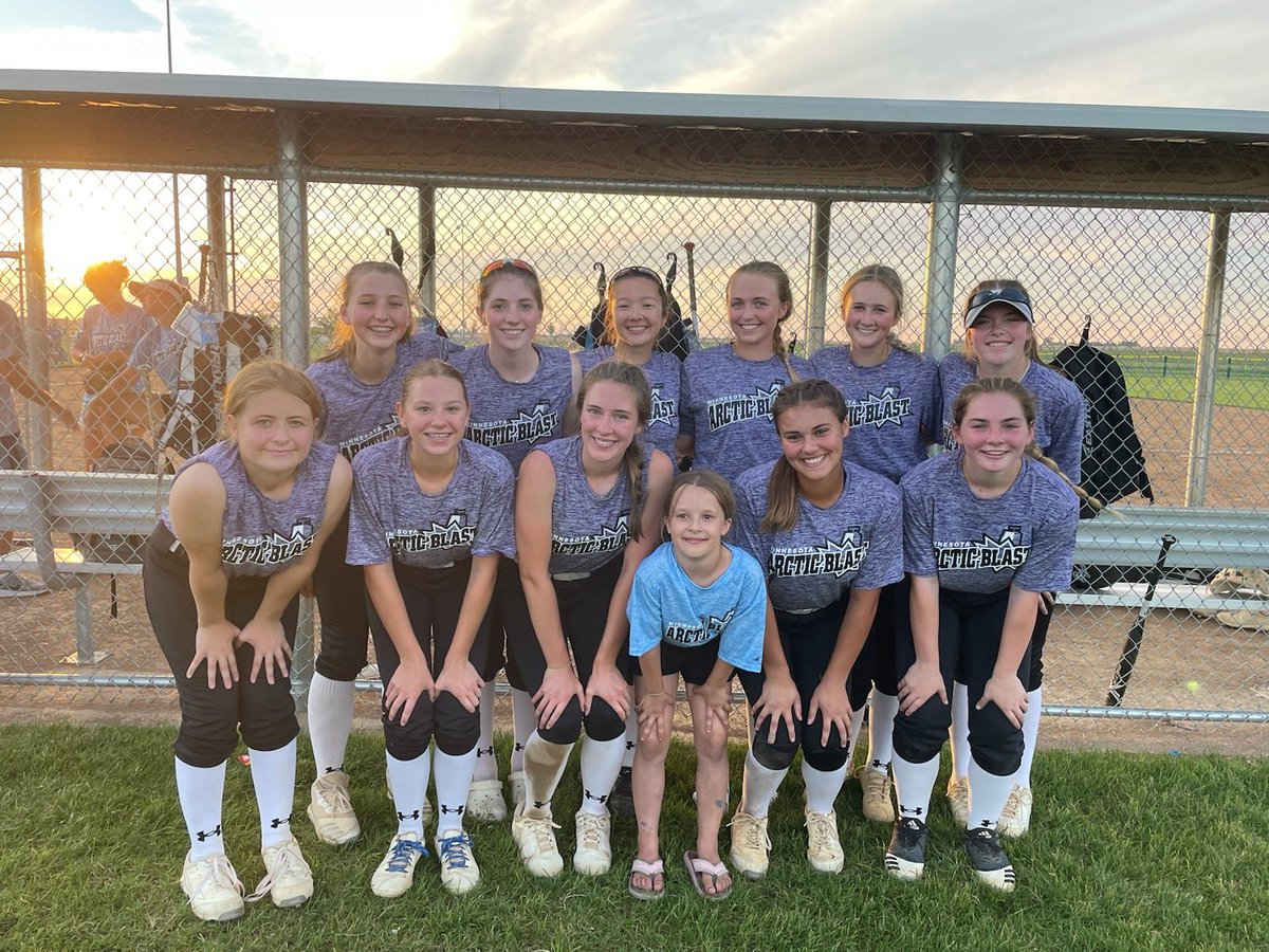 14s start the Red River Rage tourney with an 8-0 win over West Fargo. Zoe no hits the Fusion for all 4 innings.