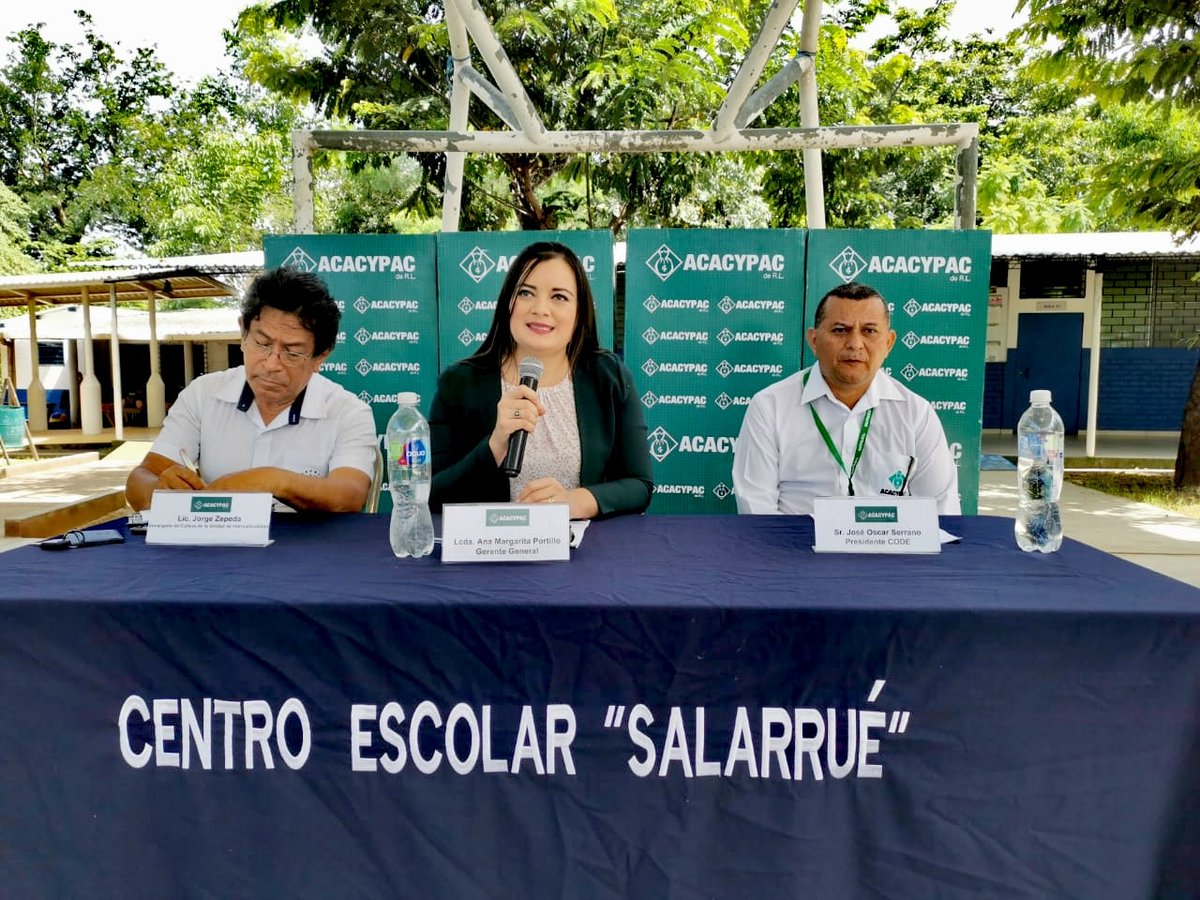 #ACACYPACdeRL l #CertamenDeOratoria
En la mañana del VIE 15.JUL.2022, desde el CE Salarrue, San Rafael, Chalatenango, se ha desarrollado el lanzamiento oficial del Certamen de Oratoria 2022, organizado por SEGUROS FUTURO, A.C. DE R.L.