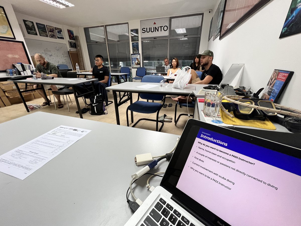 divedownbelow's tweet photo. Just kicked off the orientation for the #instructordevelopmentcourse here @divedownbelow #padi #padicdc #downbelowdivecentre delivered by resident #platinumcoursedirector #richardswann #idc #padiinstructor #livethedream https://t.co/0VPDSg9cY5