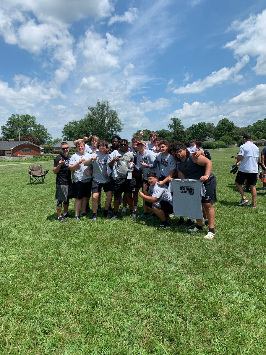 TCCardinalsFB's tweet photo. The first Central Ky Big Man Challenge today was great! Our Cards fought hard and ended up in a tie for 2nd! Congrats to @SouthWarrenFB on winning the event! Great day of competition! https://t.co/G1OXLmlHS7
