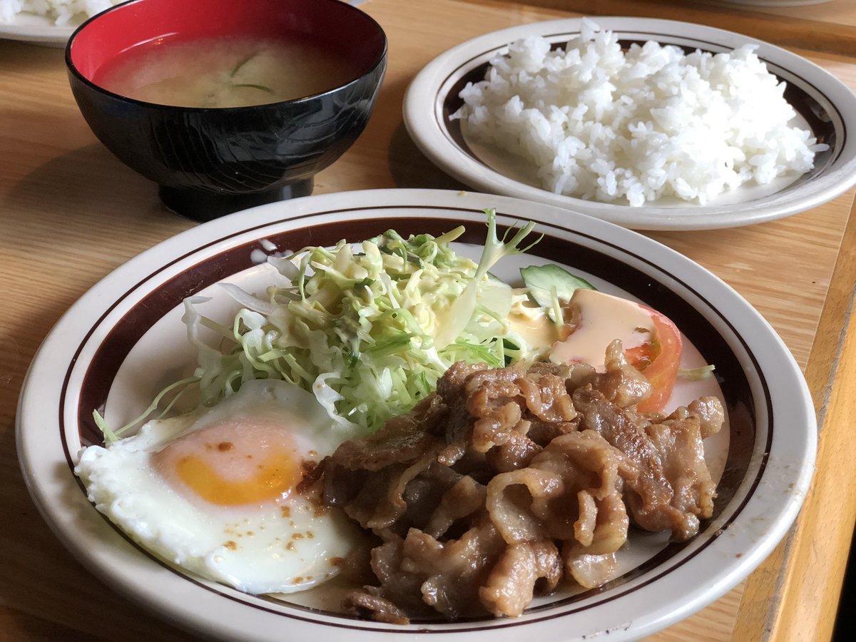 KOTOGOURMET's tweet photo. 🏠店名:喫茶 おうぎ
🏣住所: 江東区扇橋2-24-7

気さくな氷屋さんが営む下町の喫茶店☕️
本格的な氷が入ったアイスコーヒーは格別です🧊おススメは生姜焼きとナポリタンです！🍝

map☞https://t.co/Io34O0IqYE

#江東グルメ
#グルメ https://t.co/XwRlpYdYjf