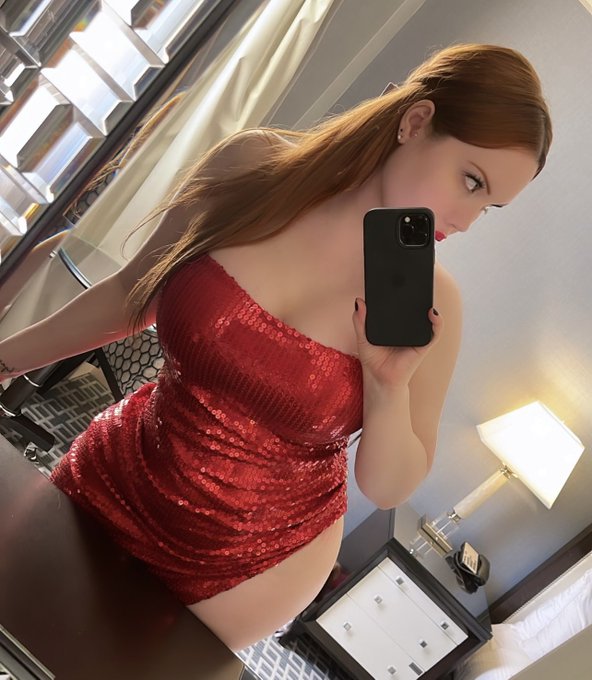 Join my OF for more Jessica Rabbit ❤️  https://t.co/aRh1dEYksd https://t.co/hqvTR3mB1F