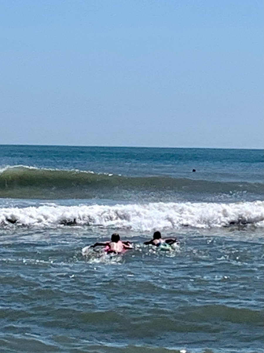 OBX never disappoints. 🌊🌕