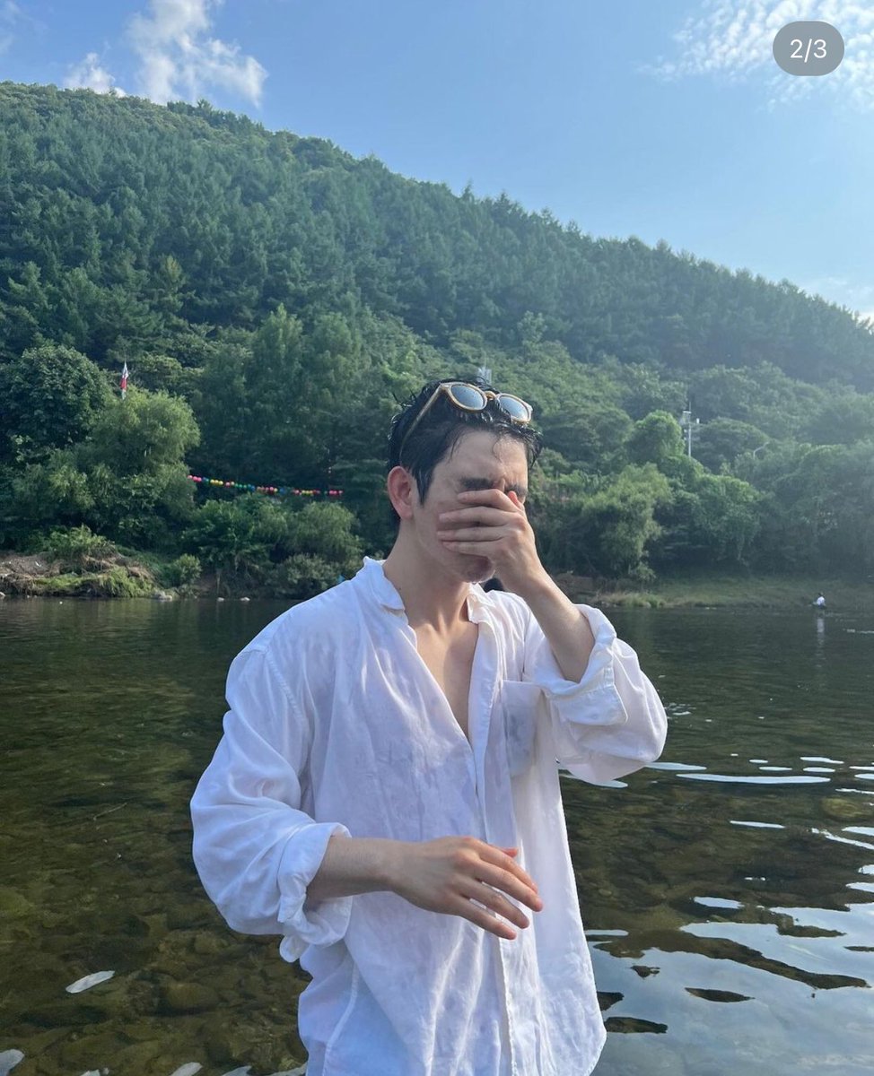 defsoulars_'s tweet photo. Jinyoung changed his instagram icon https://t.co/ALQZxmgAyR