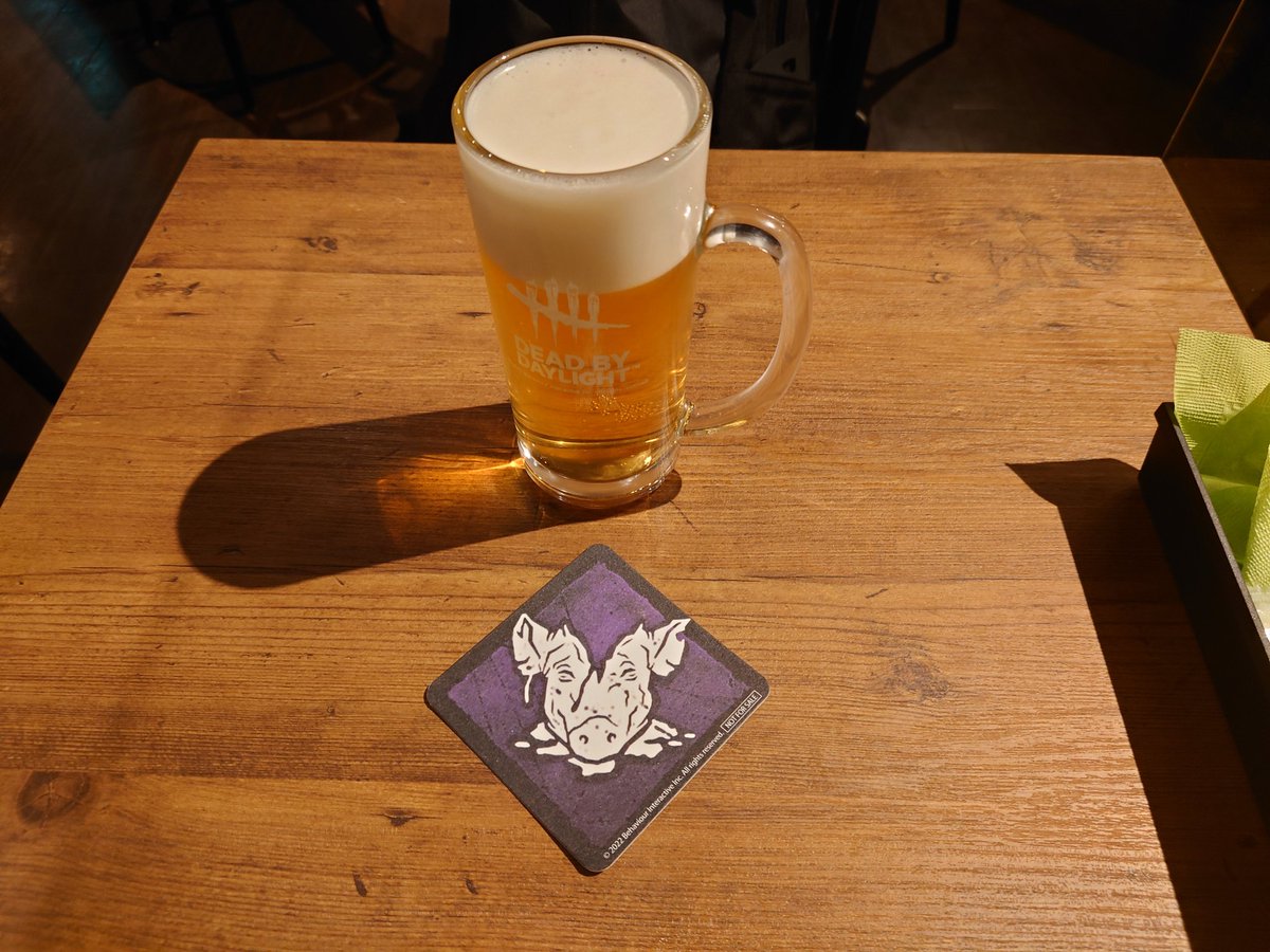 KouheiSince0607's tweet photo. 今日も今日とて飲んだくれ。
取り扱いキャラが替わったので、再度DbDコラボバー!!
ずさ肉ダブったw
今回はちゃんと救急キットを持参しております。
#DeadByDaylight
#デッドバイデイライト
#DbD #デドバ
#LiveCafeMixa
#グレンベールの墓
#死んだ犬の酒場 https://t.co/Ng3Df61m8S