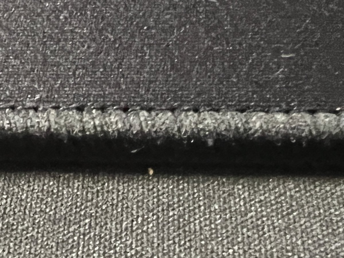 Gen3D_Tech's tweet photo. The Dornfinger Rawpad V2 is the top pad and the V1 is the bottom pad.  The fabric on the V2 looks tighter and darker.  The V2 stitching is tighter also.  The V2 is a faster pad also.  Both pads are 540x540mm each! Will be testing it out this weekend! @Dornfingercom https://t.co/7VPTdUAkZv