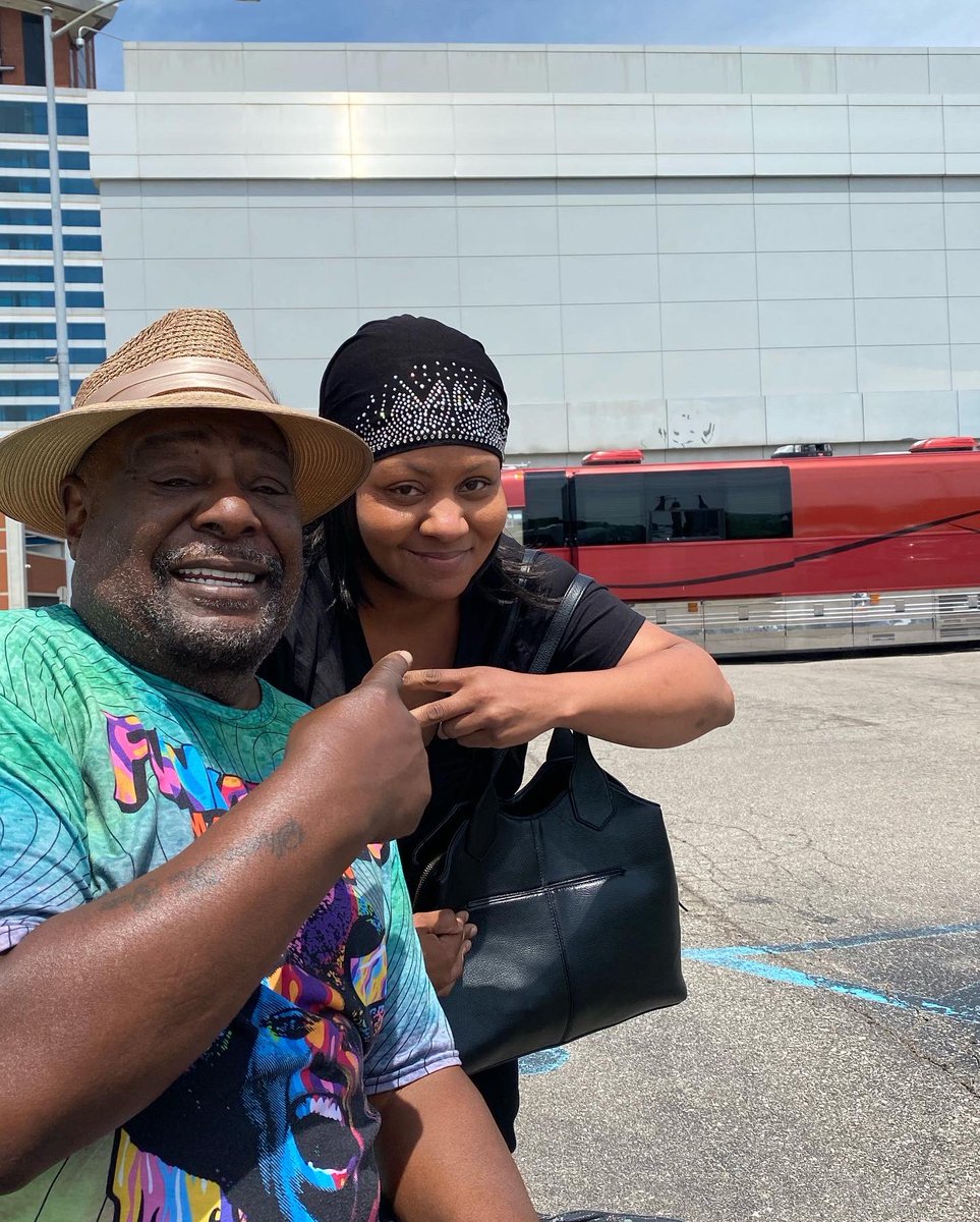 DestiniJames's tweet photo. Finally met George Clinton! https://t.co/39R9gidllO