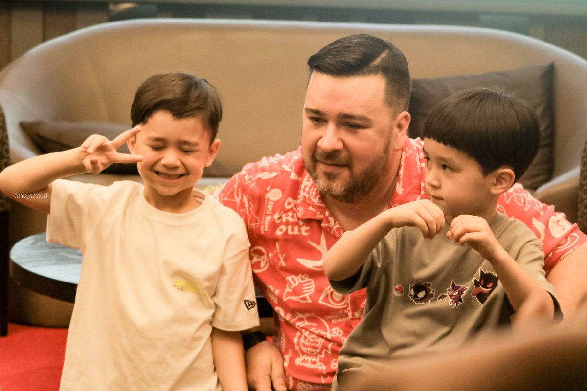 The cutest 🥺🥰 Tickets are still available for #TheHammingtonsinJuanderlandPH Presented by @cdmentph @signedbywild