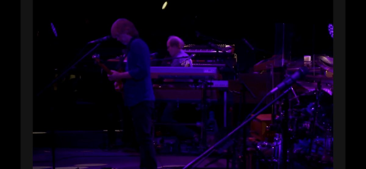 NFL_Party's tweet photo. #phish @Phish_FTR @phish Another great night gentlemen! #WaveOfHope❤️ TY https://t.co/P1nEAlvbKU