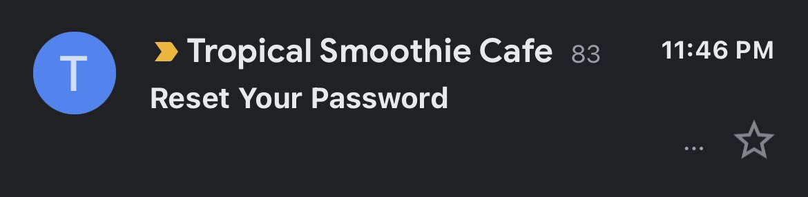DinkyDee99's tweet photo. I’ve been getting  spammed with these for the past hour 😑😑@TSmoothieCafe https://t.co/ZxoBJIkFDI