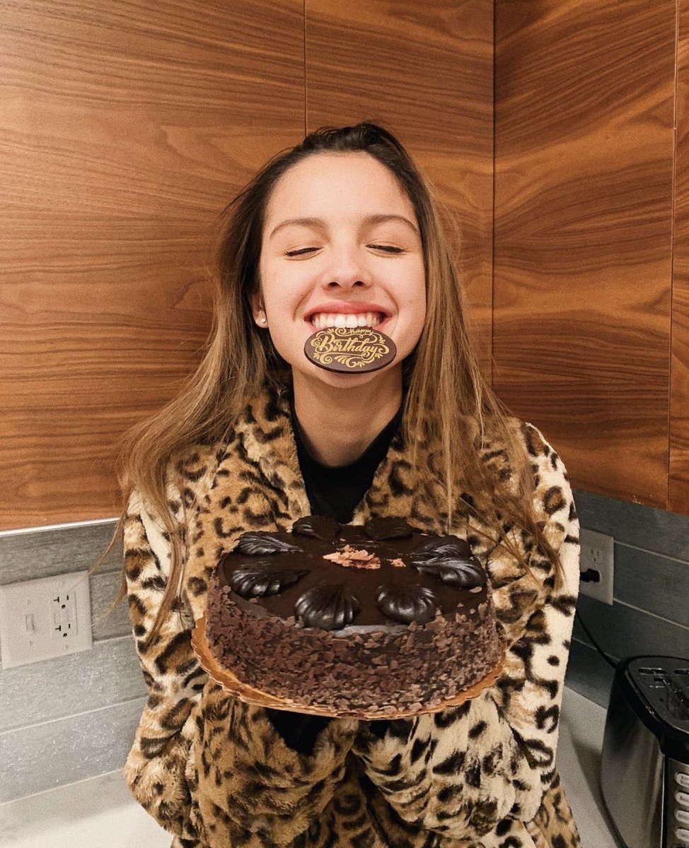 happy birthday lily 🌷 you’ve been my best friend since i can remember and even though we once parted ways, we found each other again, and even though i still hold a grudge, i love being ur friend. i have a lot planned for your day so get ready.. “9?3 7