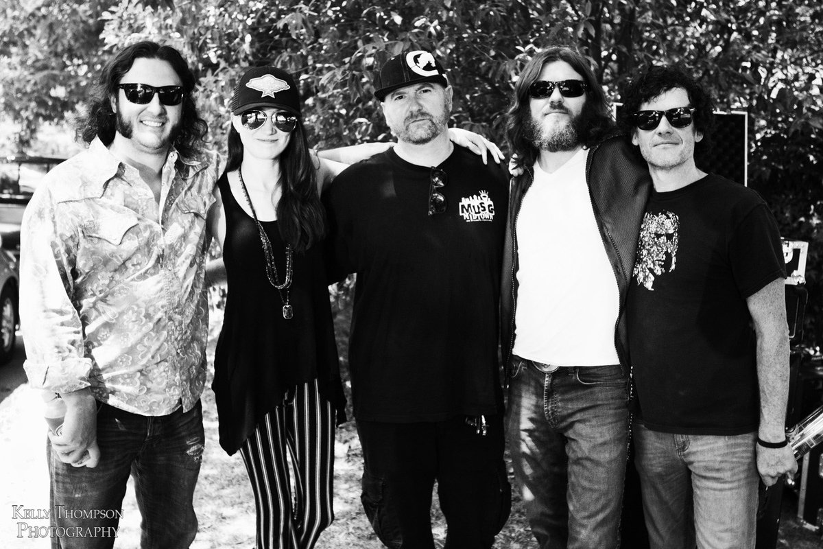 TLCRiders's tweet photo. @Audacy ! #OpeningAct #HollywoodBowl we are hitting the acceleratorโฆ are you ready? ๐
#seelinkinbio #LCR #FoolsGold #DownrightDisgusted ๐ฉโ๐ค https://t.co/Dvz1XANXS7