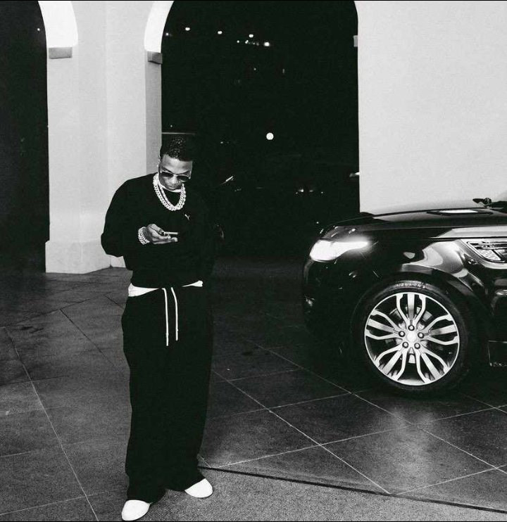 buorojay's tweet photo. It's your day Manchy..... Shout-out to my street brother in person of Manchala 💙🇳🇬

#suruleretotheworld #shitta #smalllondon.     U connect starboy. From ghetto to international 
@wizkidayo @starboyterri https://t.co/0b6RvLsmQd