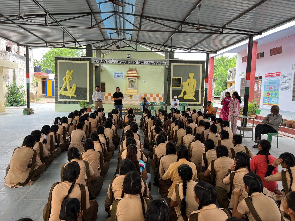 BsduOfficial's tweet photo. #BSDUSkillMe🆙
Meet our amazing #ExpereinceBSDU Program Participants!!
This time we're hosted by Government #Girls Senior Secondary School #Sambhar
The Future Belongs to Skilled Youth, Meet the Skill Star of BSDU by Participating in our Experience BSDU Program. 
#BSDUSkill https://t.co/93z0iYQtJg