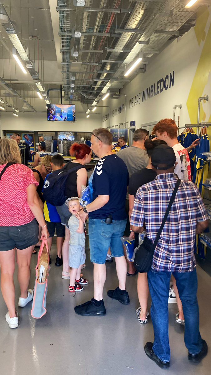 Selling like hot cakes! 🛍

An amazing early response from our fans - we’re delighted our new <a href="/hummel1923/">hummel</a> range is proving to be so popular 👍

#AFCW 🟡🔵