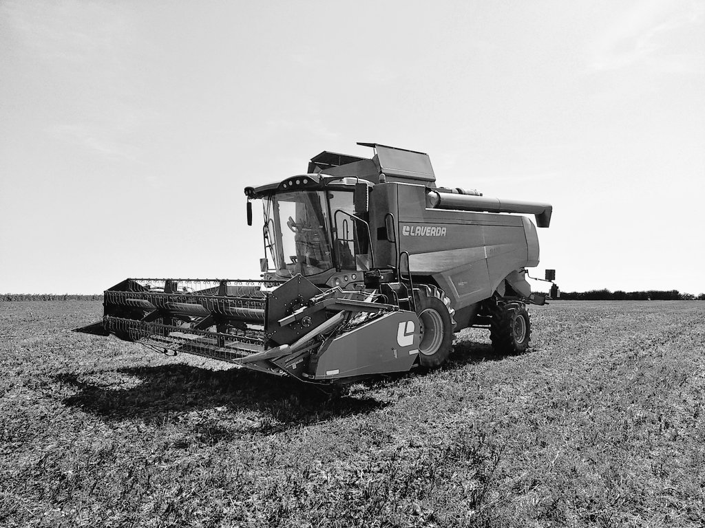 sylagri's tweet photo. #Moisson22 Clap de fin pour la M400 , 230ha de céréales d'automne ✅ ,content quand ça commence , content quand ça s'arrête. 😅
Restera 6 ha de fleurs et 29 ha de tournesol 🌻 https://t.co/iR3EDPMQLS