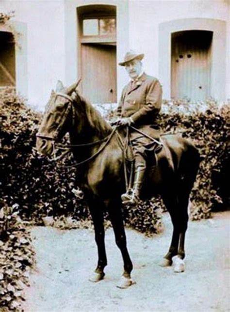 JuanmaGemio's tweet photo. El poder empresarial y la influencia mediática no es de este siglo. 

En la Cuenca Minera de #Riotinto existen ejemplos de monarcas déspotas y autoritarios. Auténticos monarcas sin corona.

De 1908 a 1927 es el tiempo de Walter Browning, el virrey de Huelva. https://t.co/R3I7dytMMl