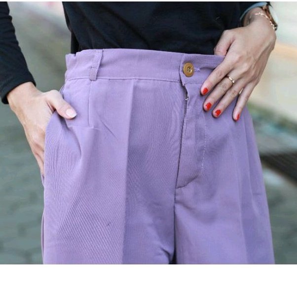 aestheticstufy's tweet image. Bawahan Celana Kulot Highwaist Ribbon Pants  shope.ee/89sx8d0EVO

#atasanwanita #basicpants #kulot #highwaist #kaos #bawahanwanita #celana #kemeja #pants #sneaker #hijab #sweater #crewneck #dress #sepatu #hampers #topi #kaoskaki #blouse #jaket #slingbag #tas #Jilbab