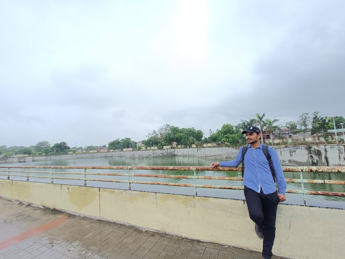 Kishans66092256's tweet photo. It's a great opportunity to working in development of vatva village lake as a part of mission Amrit sarovar Jal dharohar sanrakshan with team and
@umangparmar138 Sir..
#MissionAmritSarovar
#asoit
#internship
#CivilEngineering https://t.co/CzMOkpjolR