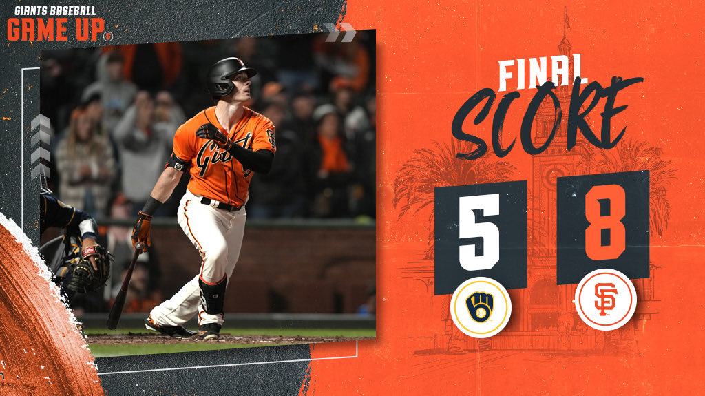 SFGiants's tweet photo. Yaz, he did.

#SFGameUp https://t.co/1c6rqfv9SR