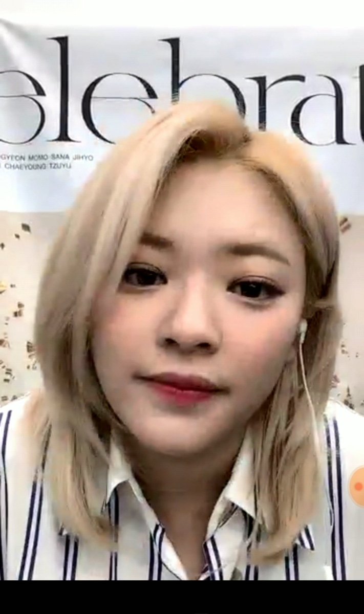 NineByFilm's tweet photo. Jeongyeon for today's Celebrate video call event 💞😇 สู่ขิตล่ะวันนี้ ครั้งหนึ่งในชีวิตของวันซ์ #jeongyeon #CelebrateWithTWICE https://t.co/luciAabEJb