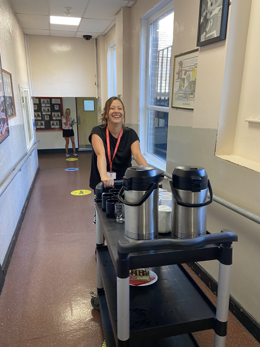 CoedcaeSchool's tweet photo. Mrs OโNeill did a great job with her Hospitality trolley!#buddingbaker https://t.co/sIFid8htPP