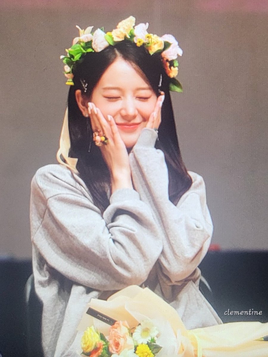 CLEMENTINE_1227's tweet photo. 220715 팬사인회 Preview4

후드귤

#fromis_9          #프로미스나인         
#장규리 #규리 #JangGyuRi #Gyuri https://t.co/5hzOsRkWXa