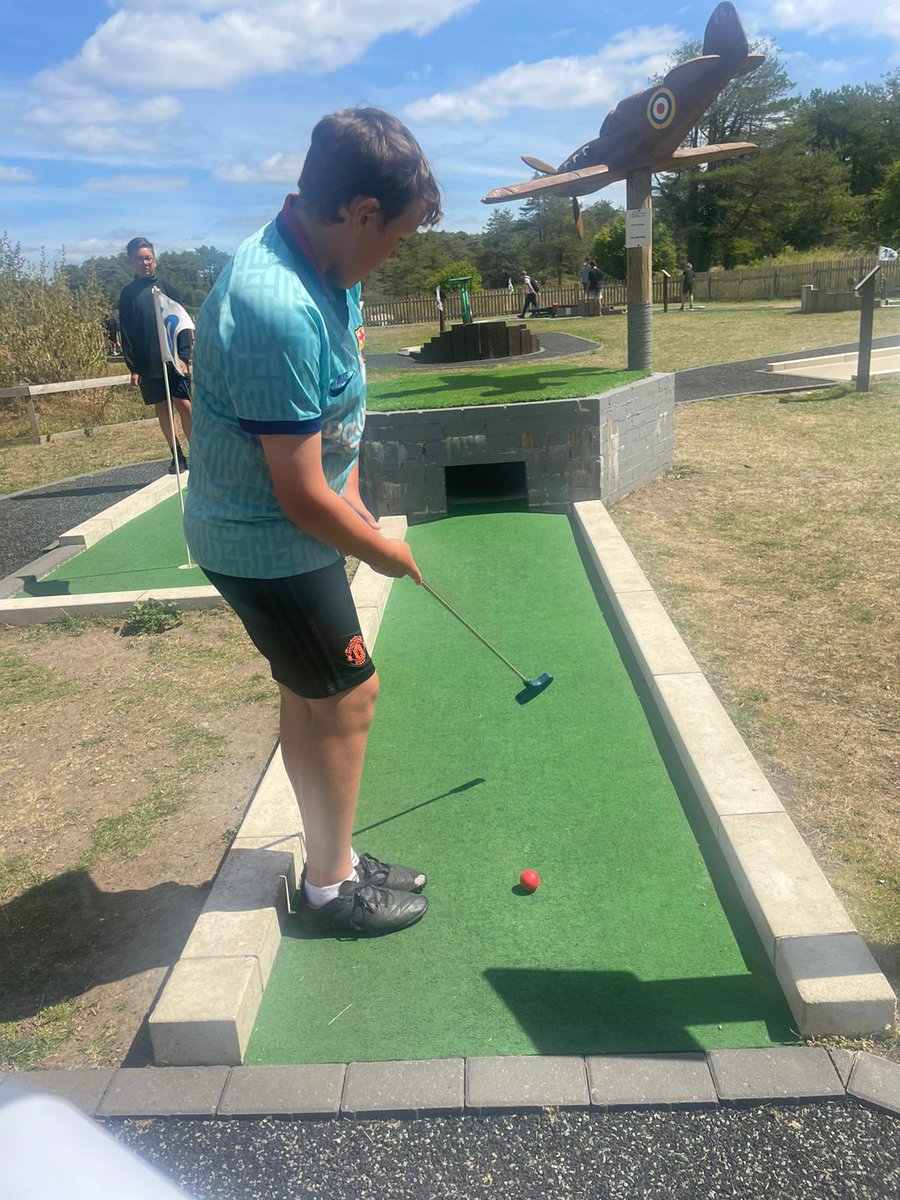 CoedcaeSchool's tweet photo. Laser Tag and Golf - the fun goes on!!#funforsummer https://t.co/kVvRTyDSuq