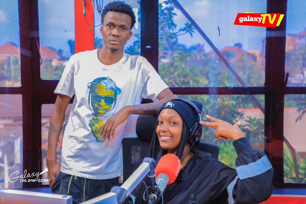 GalaxyFMUg's tweet photo. #AfroChat with @vianaindi1 & @deejayluidee
5. Overloading - @Iam_Magixx
4. Nkufeelinga - @YkeeBenda & @chembazz
3. Sugarcane - @Camidoh
2. Buga- @alhajitekno
1. Girlfriend - @rugerofficial https://t.co/aFjsyYH7VR