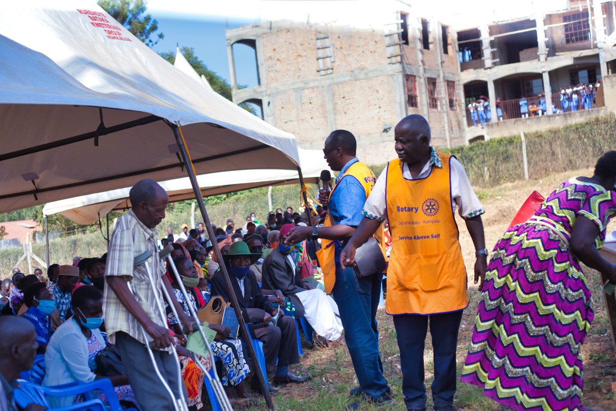 GeraldMungu's tweet photo. Rwampara Health Campaign 2022 (RHC22) began yesterday successfully and thanks to high turn up and representations from Akooki Community Initiative, Rwampara district local leadership, Rotary Club of Kololo, s, and the parliament of Uganda. #RHC22 #HealthCampaign #Akooki https://t.co/koJbEhfbCB