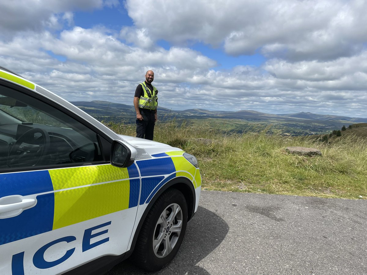 Thanks to PC Rob Lewis for showing me his patch in the Rhondda yesterday. Unique issues to deal with but what a beautiful place! <a href="/swpolice/">South Wales Police</a>